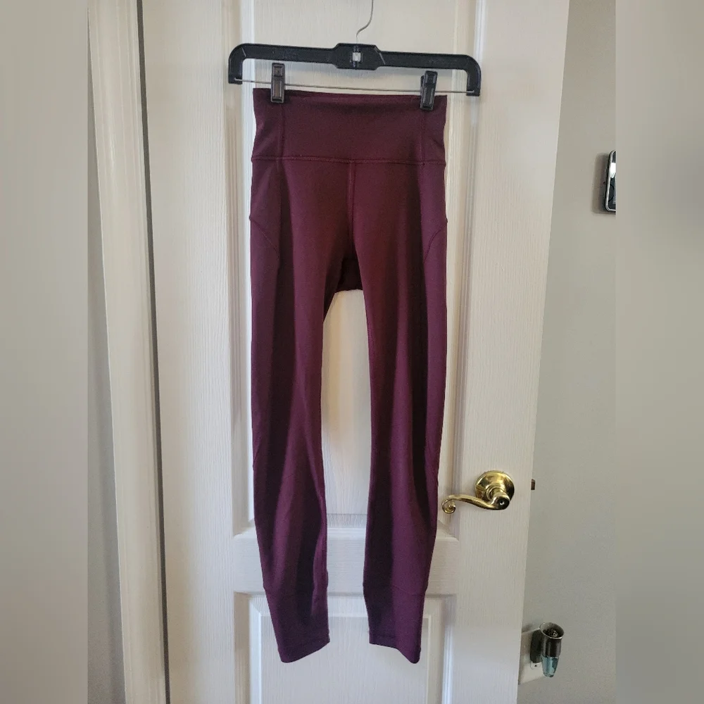 Lululemon In Movement 7/8 Tight Everlux 25